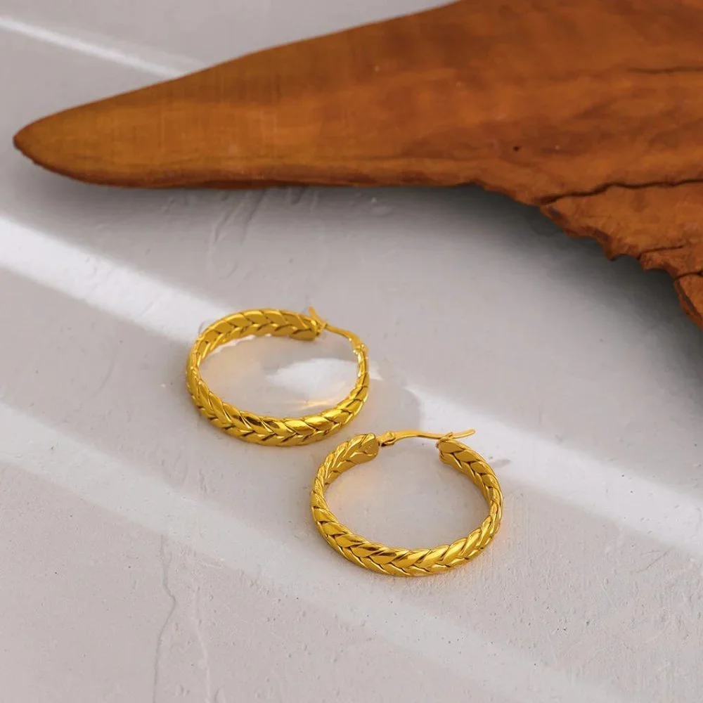 NEW 18K Gold Plated Round Braided Hoop Earrings - Picture 2 of 8